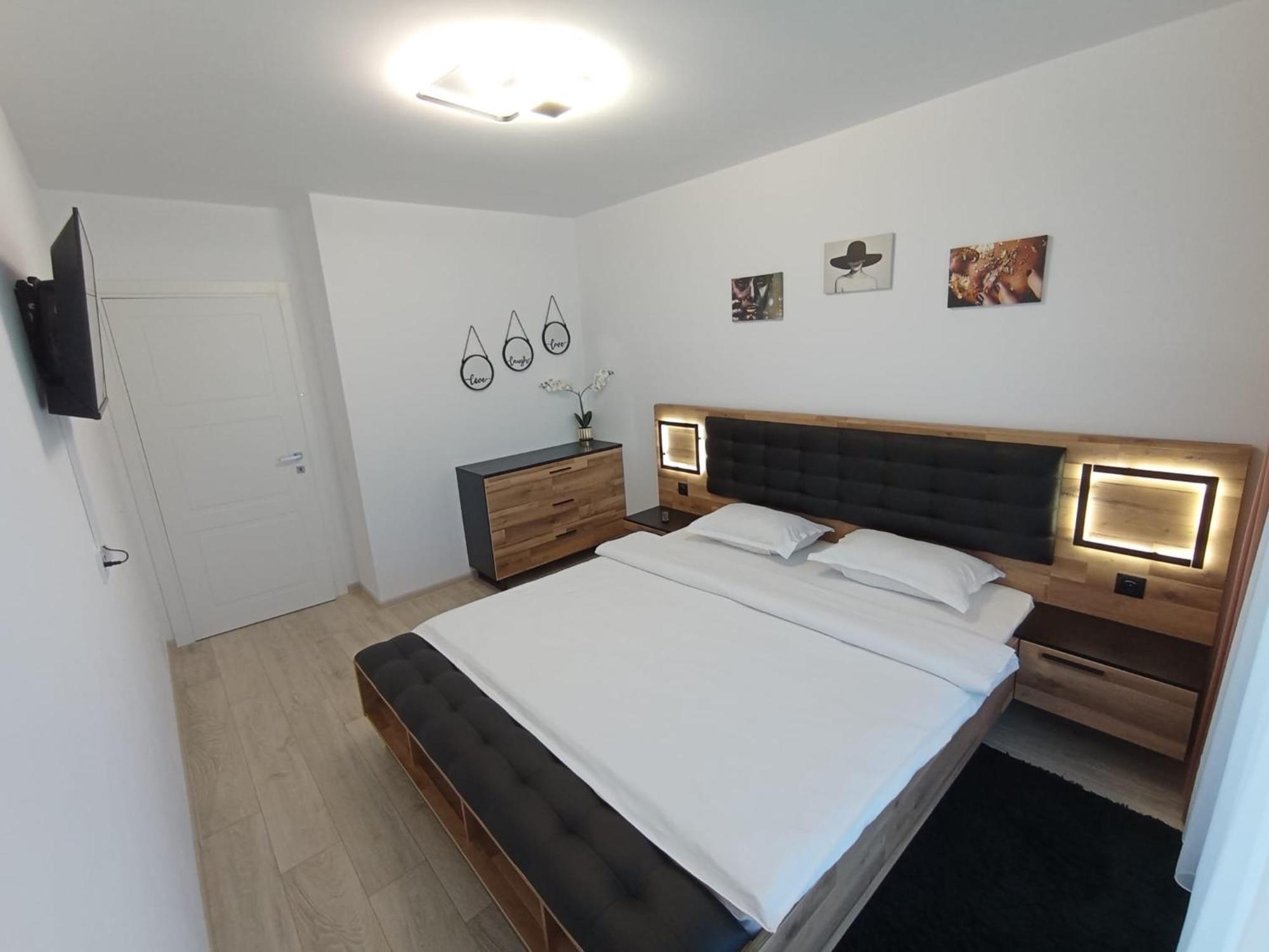 Penthouse City View Infinity Брашов Екстериор снимка
